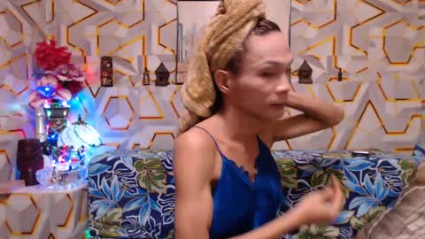 Snapshot of bigthickcock69xx chatting on 16, 1, 2025 sophia online show from 16, 1, 2025