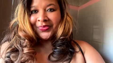 Snapshot of bigtits1234 chatting on 15, 1, 2025 Mochas 42HH Room online show from 15, 1, 2025