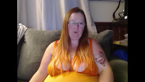 Snapshot of bigtitsgirl9991 chatting on 9, 9, 2025 Kim online show from 9, 9, 2025