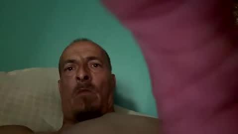 Snapshot of bigtomcat45 chatting on 27, 9, 2025 bigtomcat45 online show from 27, 9, 2025