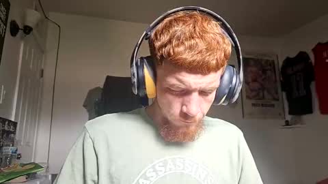 Snapshot of bigwhited2115 chatting on 4, 5, 2026 Onlyfans redheadedwhitedick online show from 4, 5, 2026