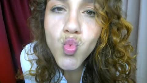 hi  soy   natural girl biki online show from 27, 5, 2026