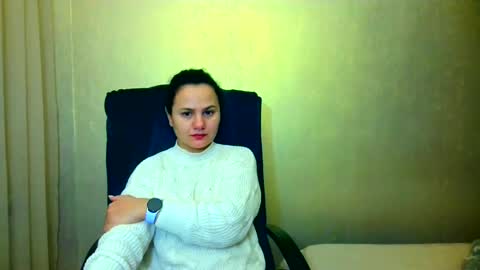 DOM NIKA online show from 4, 2, 2025