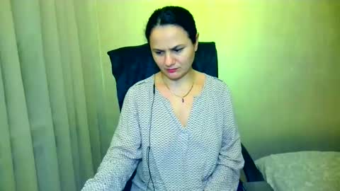 DOM NIKA online show from 19, 2, 2025