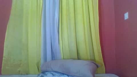 Snapshot of bilion_ass chatting on 25, 1, 2025 TREZAH online show from 25, 1, 2025