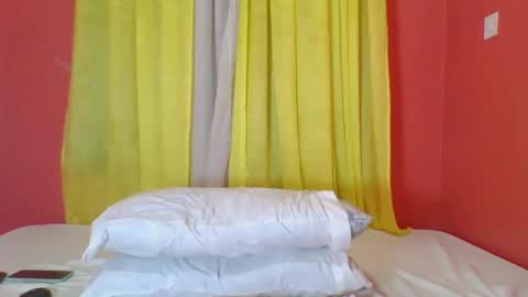 Snapshot of bilion_ass chatting on 11, 3, 2025 TREZAH online show from 11, 3, 2025