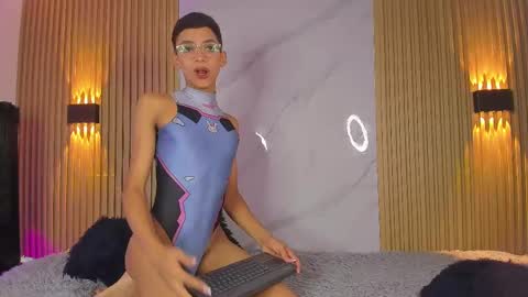 Sam online show from 17, 9, 2025