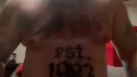 Snapshot of billygunz2024 chatting on 16, 9, 2025 BillyGunz online show from 16, 9, 2025