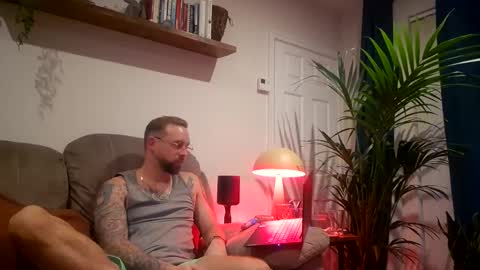 Snapshot of billyhendo chatting on 29, 9, 2025 Billyboy online show from 29, 9, 2025