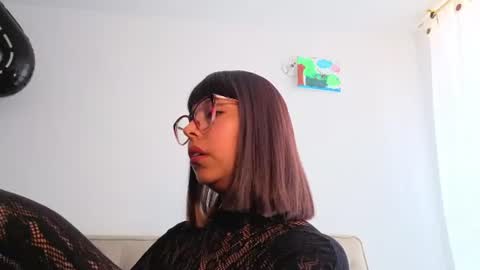 MIA  NINA online show from 21, 7, 2026