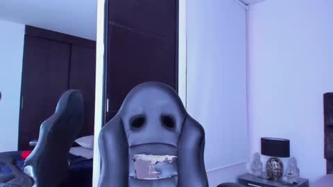 dariux john online show from 10, 3, 2025
