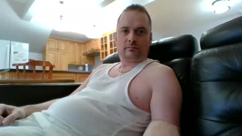 Snapshot of bird8888 chatting on 22, 9, 2025 bird8888 online show from 22, 9, 2025