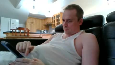 Snapshot of bird8888 chatting on 30, 9, 2025 bird8888 online show from 30, 9, 2025