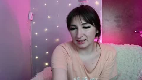 birdie_kiss online show from 27, 5, 2026