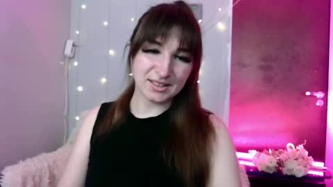 birdie_kiss online show from 8, 6, 2026