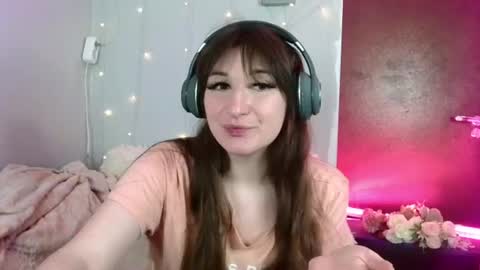 birdie_kiss online show from 22, 6, 2026