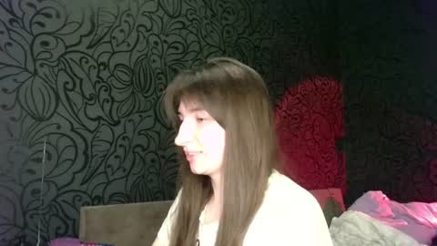 birdie_kiss online show from 24, 6, 2026