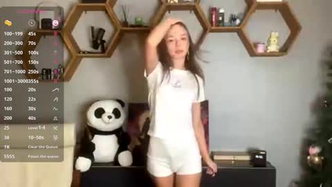 Nina online show from 5, 2, 2026