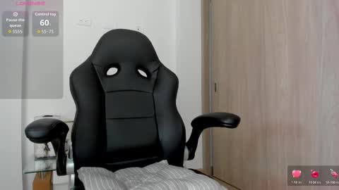 Snapshot of biscuit_oliva_ chatting on 30, 9, 2025 Biscuit oliva online show from 30, 9, 2025