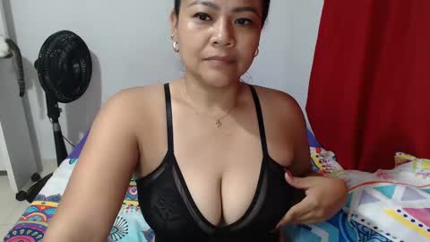 Snapshot of bitch_mommy_x chatting on 22, 10, 2025 I am everything. Your highness queen  goddess mistress god daddy mommy boss master.  you will address me as such online show from 22, 10, 2025