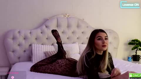 BiteFromTemptation online show from 5, 1, 2026