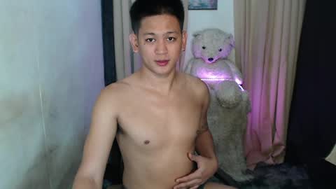 Snapshot of bj_alex31 chatting on 10, 7, 2026 alex online show from 10, 7, 2026