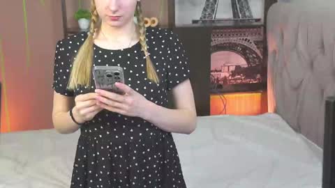 Julia online show from 6, 2, 2025