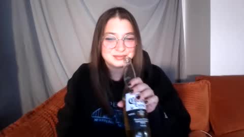 Snapshot of blablabla308567 chatting on 1, 10, 2025 blablabla308567 online show from 1, 10, 2025