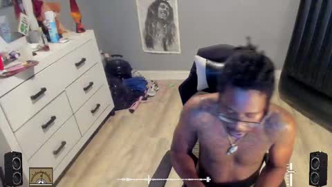 Plant Base Streamers From Pennsylvania online show from 17, 9, 2025