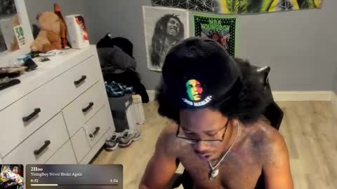 Plant Base Streamers From Pennsylvania online show from 4, 11, 2025