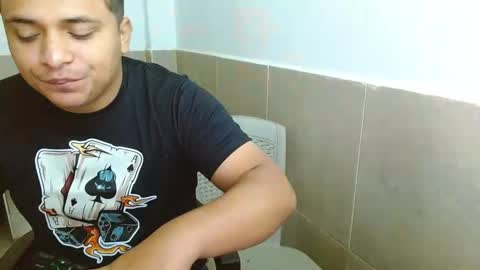 black__and__whiite online show from 15, 10, 2025