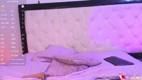 Snapshot of black_cryystal chatting on 29, 1, 2025 Crystal3 online show from 29, 1, 2025