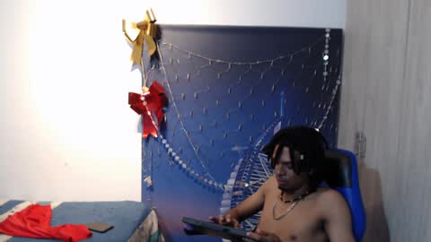 Black online show from 9, 12, 2024