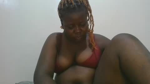 Snapshot of black_goddess200 chatting on 6, 3, 2025 black_goddess200 online show from 6, 3, 2025