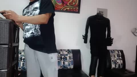 Snapshot of black_hot26 chatting on 11, 9, 2025 black_hot26 online show from 11, 9, 2025