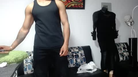 Snapshot of black_hot26 chatting on 27, 9, 2025 black_hot26 online show from 27, 9, 2025