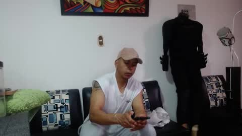 Snapshot of black_hot26 chatting on 29, 9, 2025 black_hot26 online show from 29, 9, 2025
