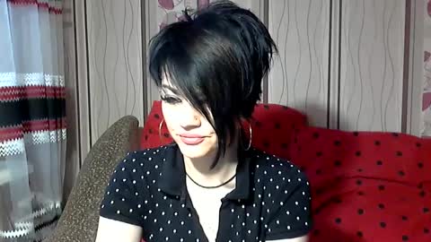 black_hot_01 online show from 7, 2, 2025