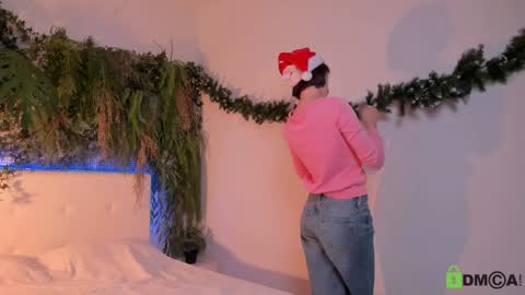 Snapshot of black_jenny chatting on 17, 12, 2024 Jenny online show from 17, 12, 2024