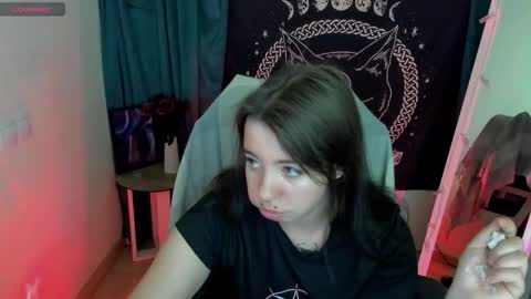 Snapshot of black_kittie_01 chatting on 11, 9, 2025 Black Kittie Wednesday - 1300 - 1900 GMT help me get 100 thumbs up online show from 11, 9, 2025