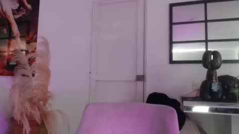 luisa  online show from 25, 10, 2025