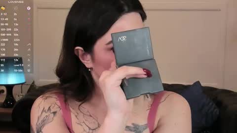 Snapshot of black_pant3r chatting on 5, 3, 2026 Mon Mon online show from 5, 3, 2026