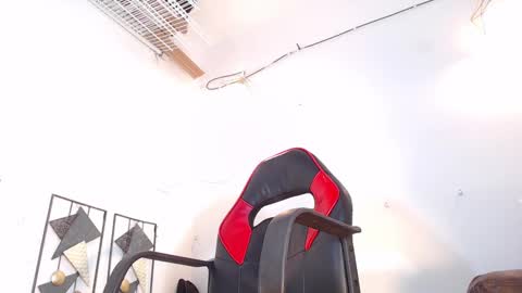 Snapshot of black_raiden chatting on 13, 10, 2025 black raiden online show from 13, 10, 2025