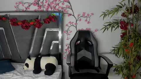 Snapshot of black_rose02 chatting on 19, 9, 2025 B L A C K  R O S E  online show from 19, 9, 2025