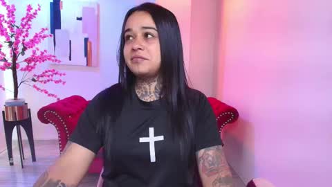 Snapshot of black_roseee chatting on 10, 2, 2026 Rousse online show from 10, 2, 2026