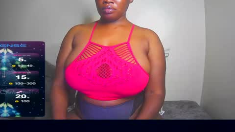 black_sexyfish online show from 12, 1, 2025