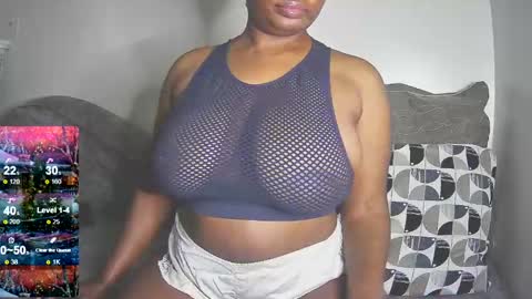 black_sexyfish online show from 1, 3, 2025
