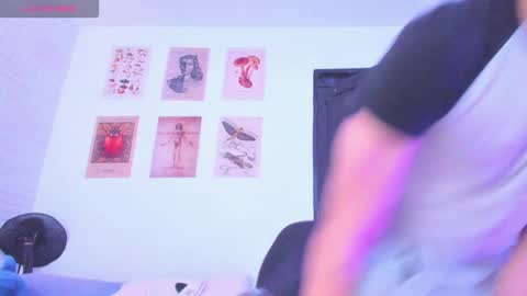 Bryan  online show from 28, 11, 2025