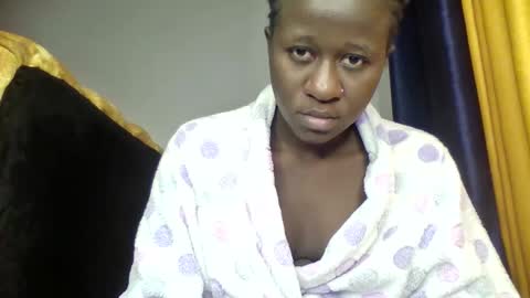 Snapshot of blackafrica2023 chatting on 2, 11, 2025 black african online show from 2, 11, 2025