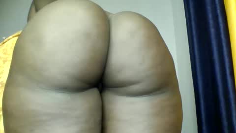 Snapshot of blackafrica2023 chatting on 20, 12, 2025 black african online show from 20, 12, 2025